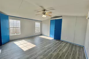 2525 Oyster Creek Bend, Oyster Creek, TX 77541 - Photo 2