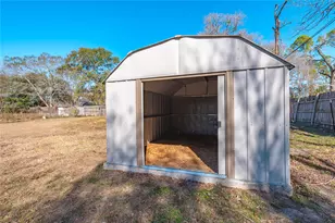 1423 N Wharton St, El Campo, TX 77437 - Photo 36