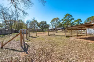 1423 N Wharton St, El Campo, TX 77437 - Photo 42