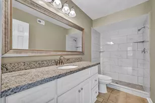 770 Memorial Mews St, Houston, TX 77079 - Photo 10