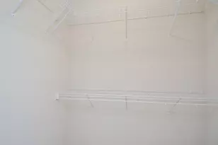 8022 Burnt Orchid Dr, Houston, TX 77016 - Photo 10