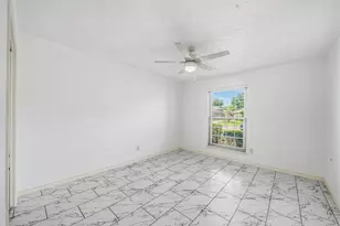 9227 Vickijohn Dr, Houston, TX 77031 - Photo 20