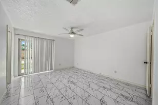 9227 Vickijohn Dr, Houston, TX 77031 - Photo 24