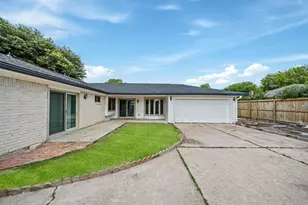9227 Vickijohn Dr, Houston, TX 77031 - Photo 34