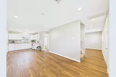 2804 Daisy Street, Dickinson, TX 77539 - Photo 10