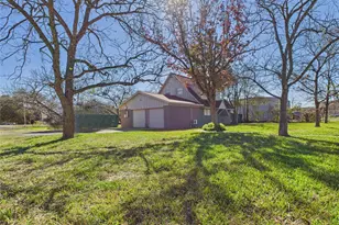 2804 Daisy St, Dickinson, TX 77539 - Photo 4