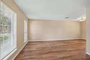 4539 Pioneer Trail St, Sugar Land, TX 77479 - Photo 8