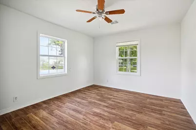 3229 Persimmon Street, Houston, TX 77093 - Photo 6