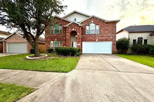 7415 Forestay Ln, Baytown, TX 77521 - Photo 2