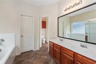 10039 Noisy Waters Dr, Houston, TX 77095 - Photo 14