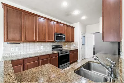 267 Bloomhill Place, Magnolia, TX 77354 - Photo 4