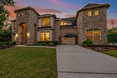 2007 Cliff Manor Drive, Conroe, TX 77304 - Photo 2