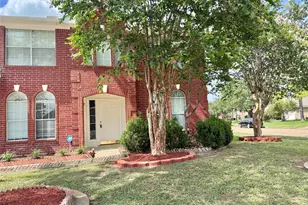 14802 Bellflora Ct, Houston, TX 77083 - Photo 2