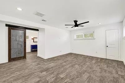 404 S Burnett Drive, Baytown, TX 77520 - Photo 14