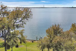 404 S Burnett Dr, Baytown, TX 77520 - Photo 38