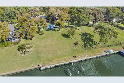 404 S Burnett Drive, Baytown, TX 77520 - Photo 40