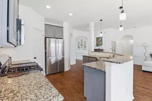 2861 Milano Ln, League City, TX 77573 - Photo 10