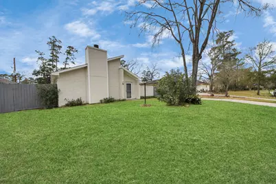 619 Shenandoah Drive, Shenandoah, TX 77381 - Photo 2