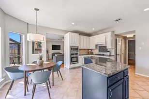 303 Melodywood Dr, Friendswood, TX 77546 - Photo 12