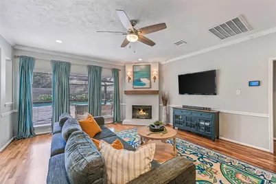 303 Melodywood Drive, Friendswood, TX 77546 - Photo 10