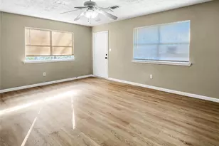 137 County Rd 3431, Cleveland, TX 77327 - Photo 2