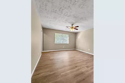 137 County Road 3431, Cleveland, TX 77327 - Photo 12