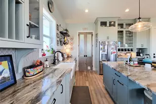 1001 Bamar Ln, Galveston, TX 77554 - Photo 10