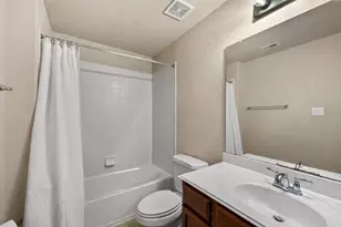 18835 Cove Pointe Dr, Cypress, TX 77433 - Photo 26