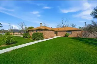 4803 28th St E, Dickinson, TX 77539 - Photo 16