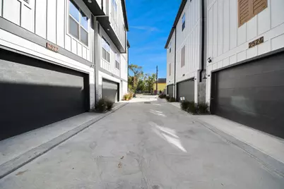 2524 Live Oak Street, Houston, TX 77004 - Photo 2