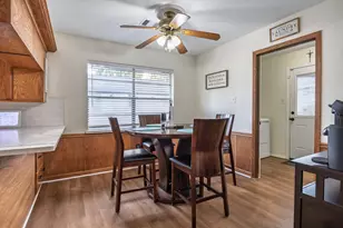 502 Red Bud Ln, Baytown, TX 77520 - Photo 20