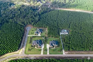 10517 Legends Rd, Willis, TX 77378 - Photo 4