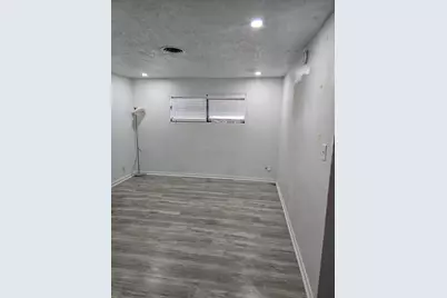 5427 Heatherbrook Drive, Houston, TX 77045 - Photo 6