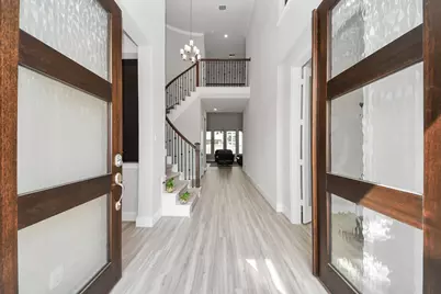 10015 Crescent Wood Drive, Missouri City, TX 77459 - Photo 4