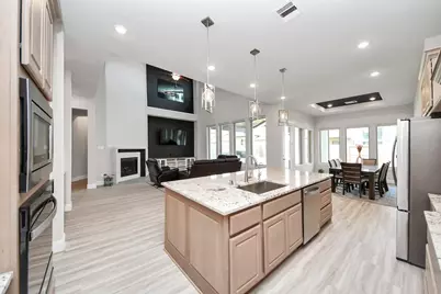 10015 Crescent Wood Drive, Missouri City, TX 77459 - Photo 12