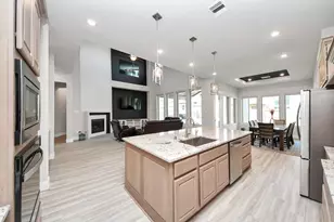 10015 Crescent Wood Dr, Missouri City, TX 77459 - Photo 12