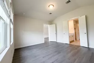5549 Madden Ln, Houston, TX 77048 - Photo 8