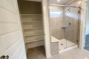 5549 Madden Ln, Houston, TX 77048 - Photo 10