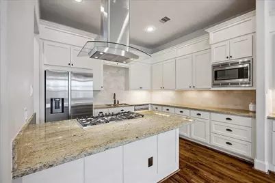 415 Reinerman Street #B, Houston, TX 77007 - Photo 12