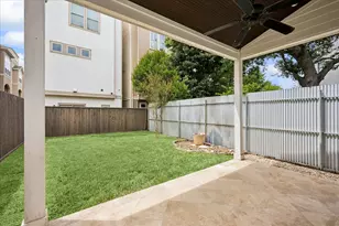 415 Reinerman St, Houston, TX 77007 - Photo 34
