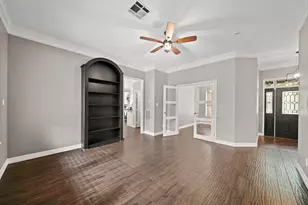 1207 Wildewood Ct, Sugar Land, TX 77479 - Photo 8