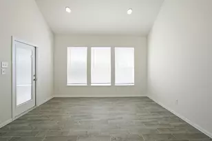 8635 Jade Hl Dr, Rosharon, TX 77583 - Photo 10