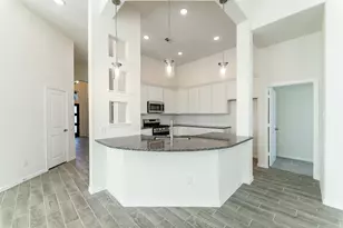 8635 Jade Hl Dr, Rosharon, TX 77583 - Photo 4