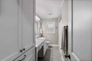 9605 Cedardale Dr, Houston, TX 77055 - Photo 16