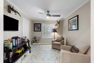 9605 Cedardale Dr, Houston, TX 77055 - Photo 12