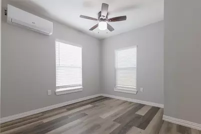 908 Jewett Street, Houston, TX 77009 - Photo 14