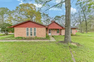 17041 Live Oak Cir, Porter, TX 77365 - Photo 2