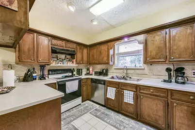 17041 Live Oak Circle, Porter, TX 77365 - Photo 8