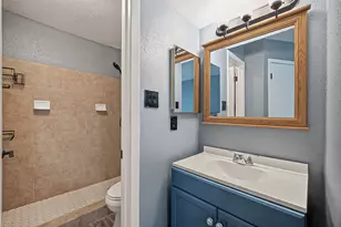 18800 Egret Bay Blvd Blvd, Webster, TX 77058 - Photo 24