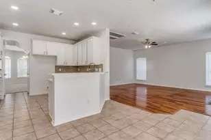 2601 Broussard Ct, Seabrook, TX 77586 - Photo 10